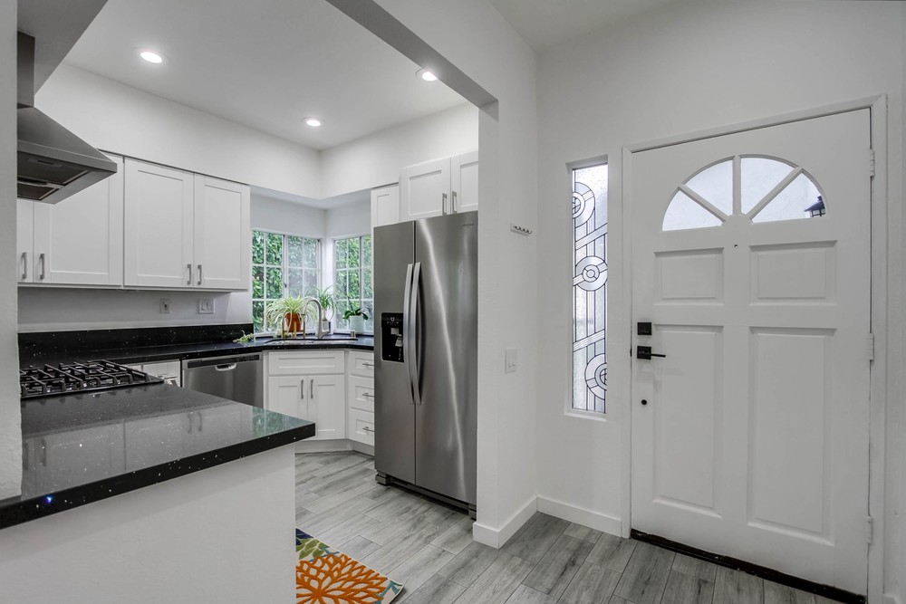 Virtual tour photo 6 of 46 for 13386 Tiverton Rd