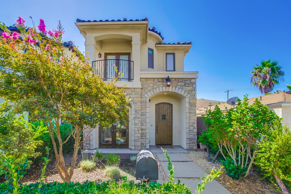 Virtual tour photo 5 of 59 for 1339 Oliver Ave