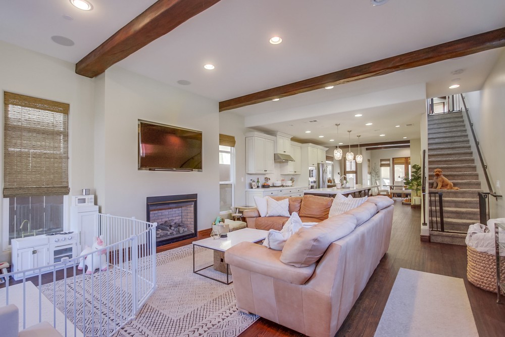 Virtual tour photo 7 of 59 for 1339 Oliver Ave