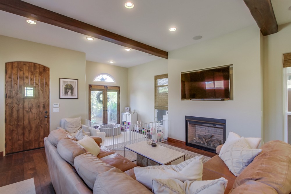 Virtual tour photo 10 of 59 for 1339 Oliver Ave