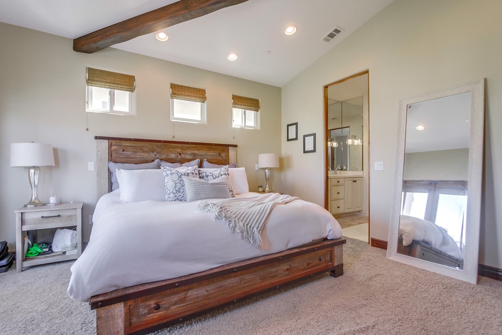 Virtual tour photo 33 of 59 for 1339 Oliver Ave