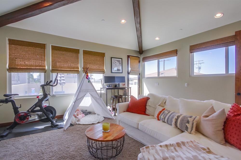 Virtual tour photo 47 of 59 for 1339 Oliver Ave