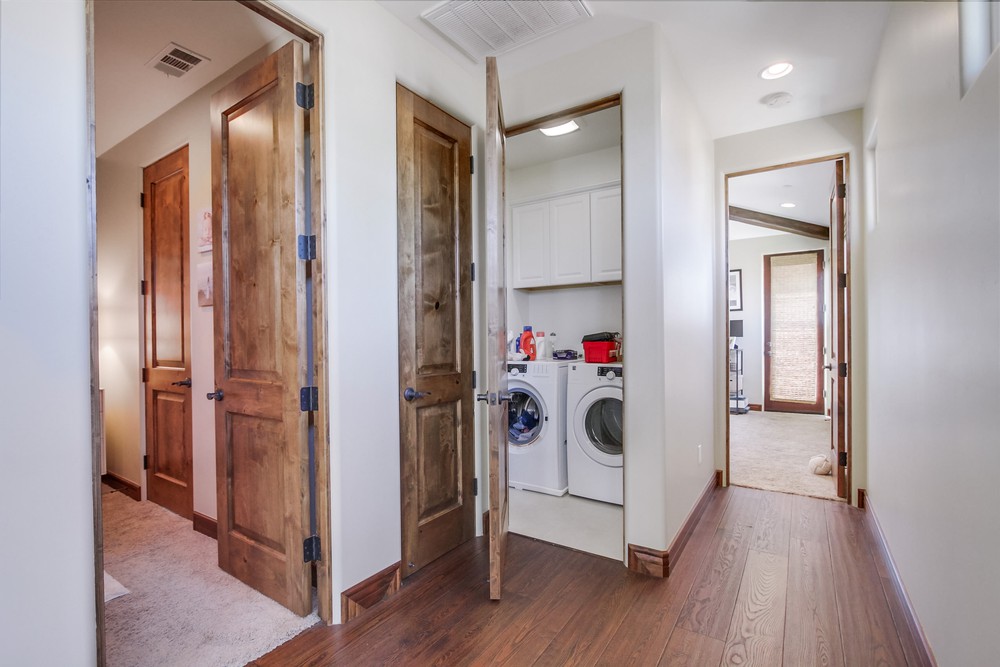 Virtual tour photo 50 of 59 for 1339 Oliver Ave