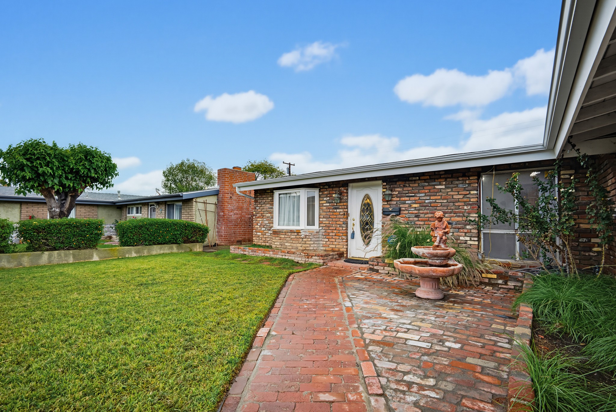 Virtual tour photo 6 of 42 for 13405 Babcock Dr