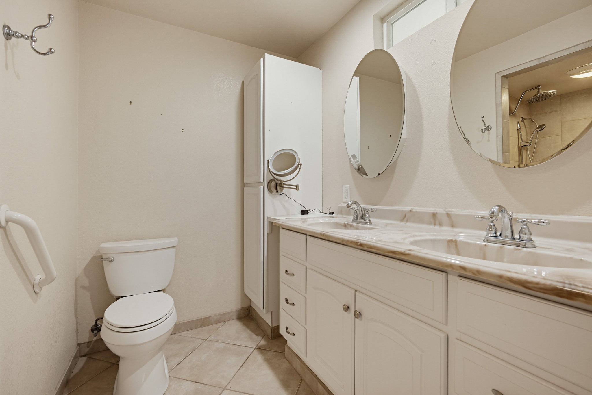 Virtual tour photo 28 of 42 for 13405 Babcock Dr