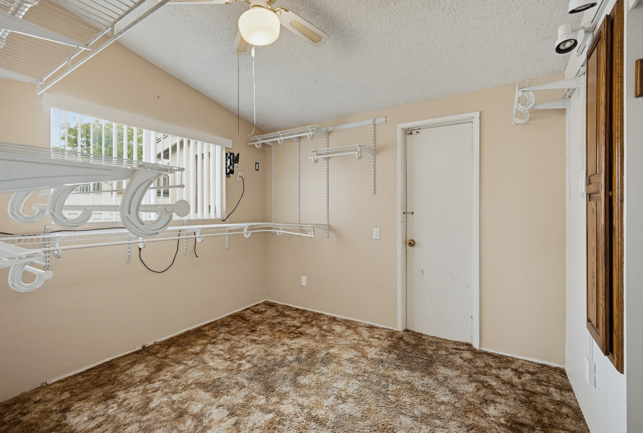 Virtual tour photo 30 of 42 for 13405 Babcock Dr