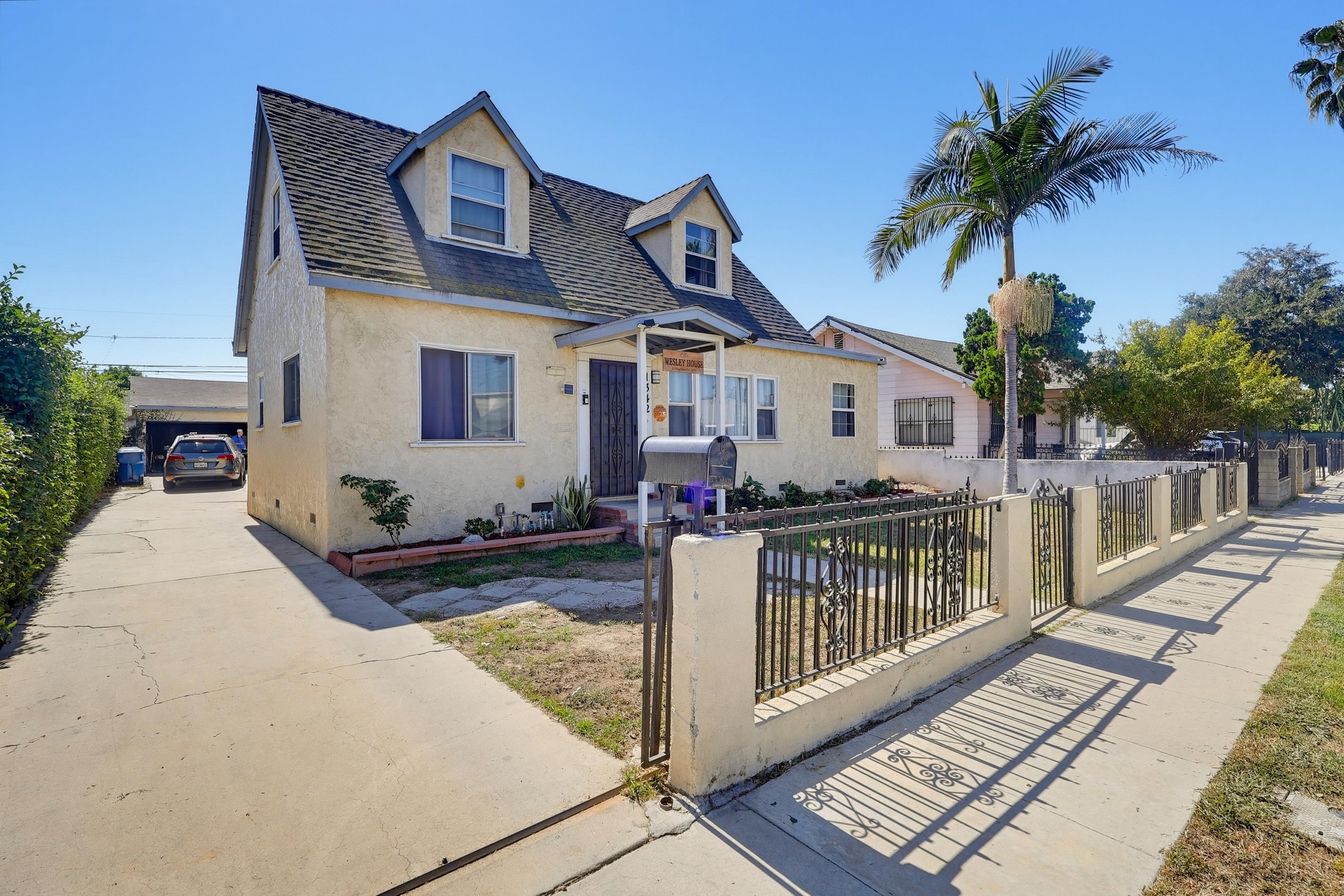 Virtual tour photo 1 of 78 for 1342 E Wesley Dr