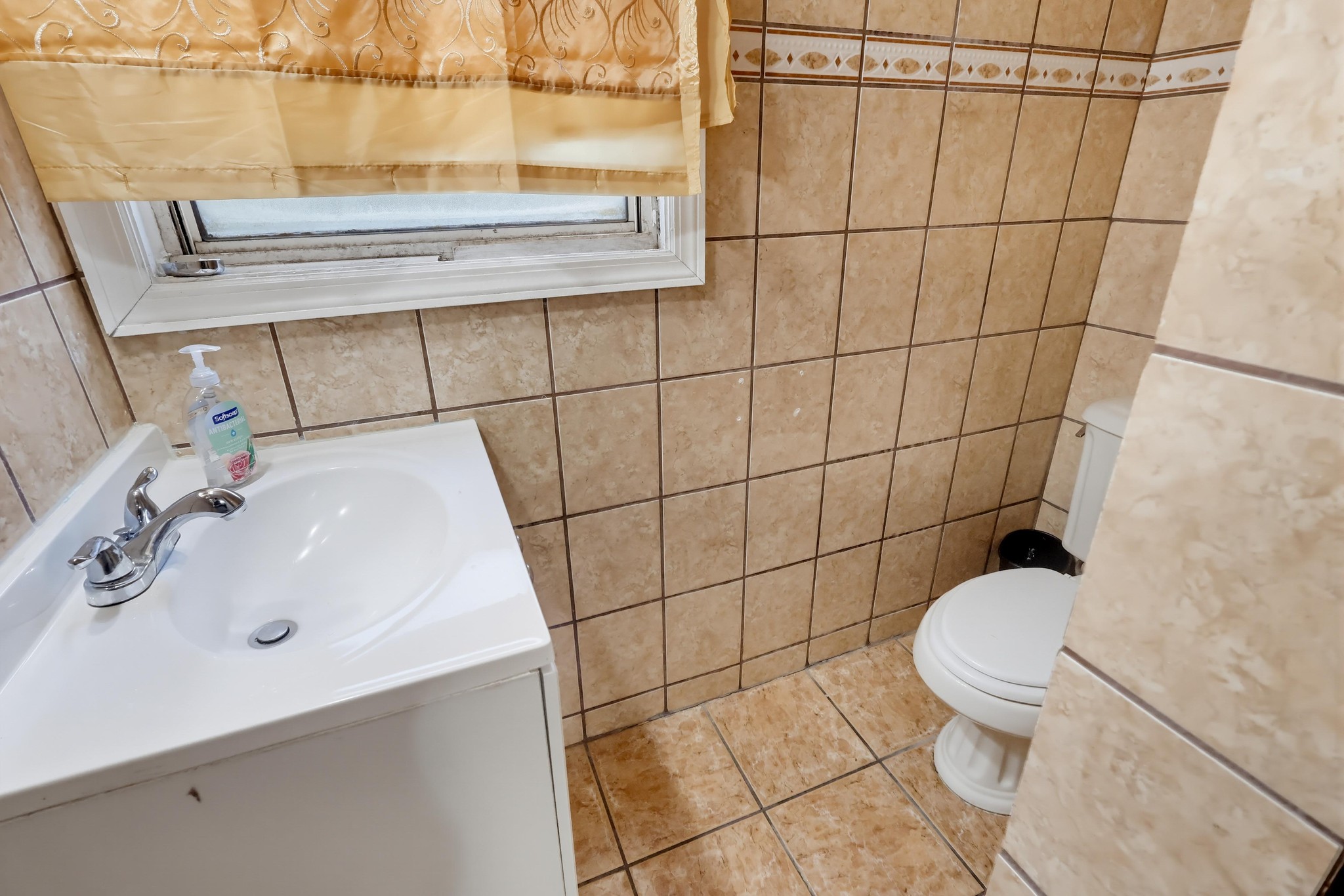 Virtual tour photo 23 of 78 for 1342 E Wesley Dr