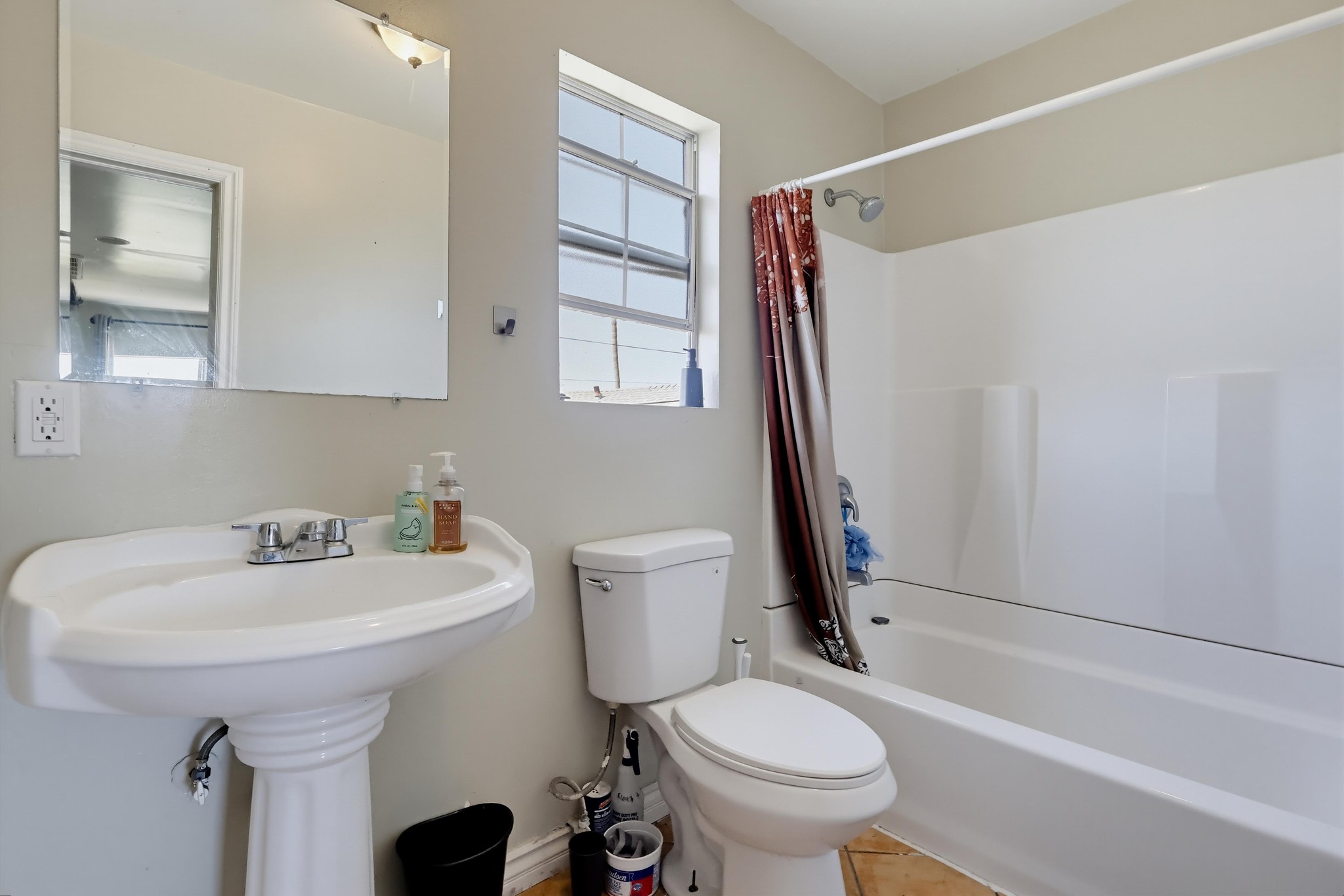 Virtual tour photo 64 of 78 for 1342 E Wesley Dr
