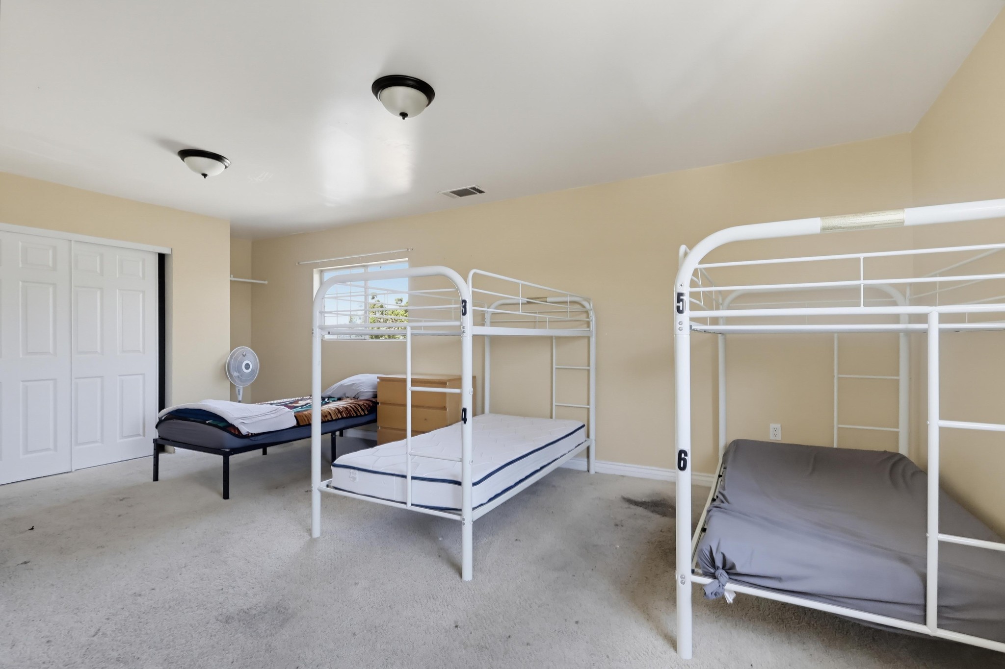 Virtual tour photo 74 of 78 for 1342 E Wesley Dr
