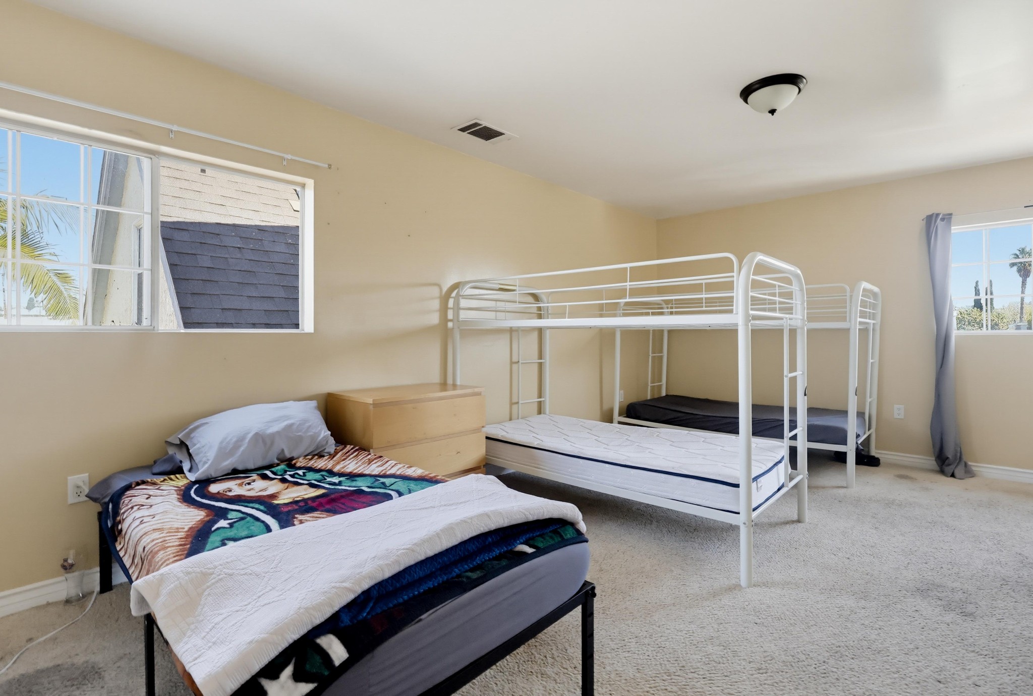 Virtual tour photo 76 of 78 for 1342 E Wesley Dr