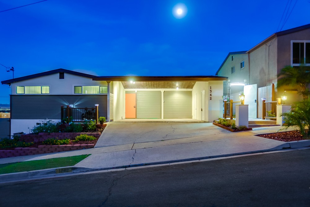 Virtual tour photo 1 of 74 for 1342 Minden Dr