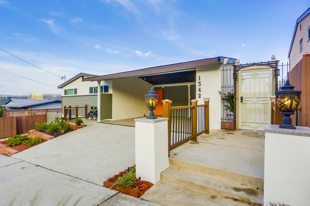 Virtual tour photo 33 of 74 for 1342 Minden Dr