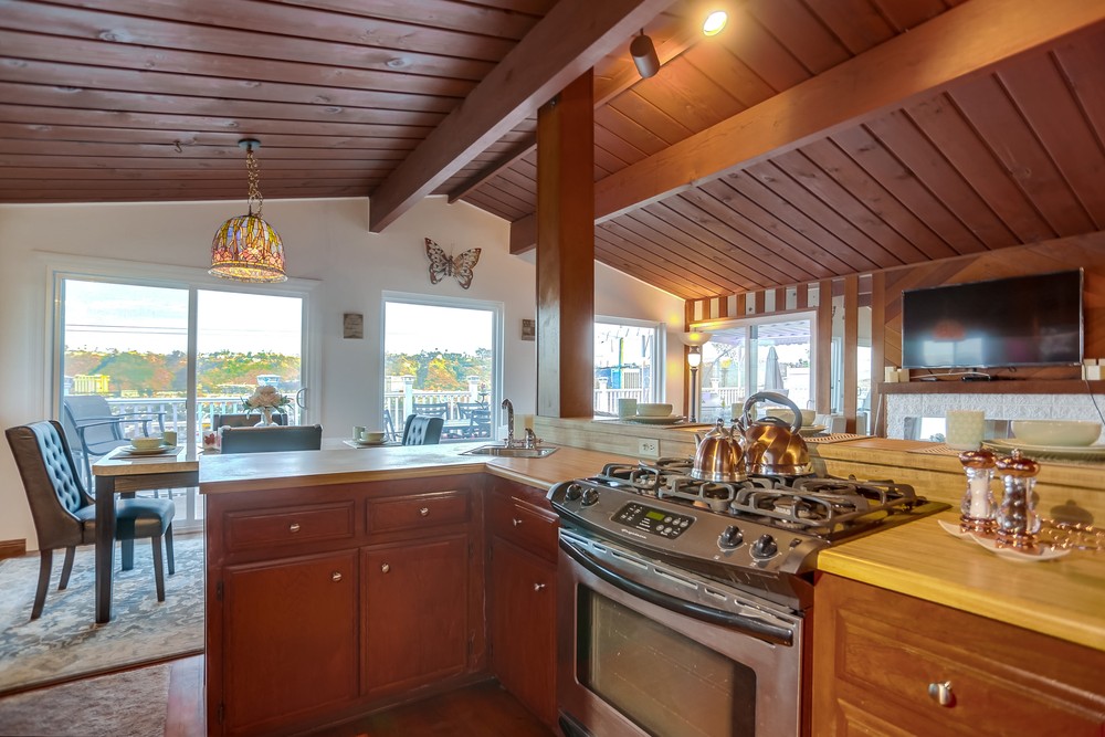 Virtual tour photo 30 of 72 for 1342 Minden Dr