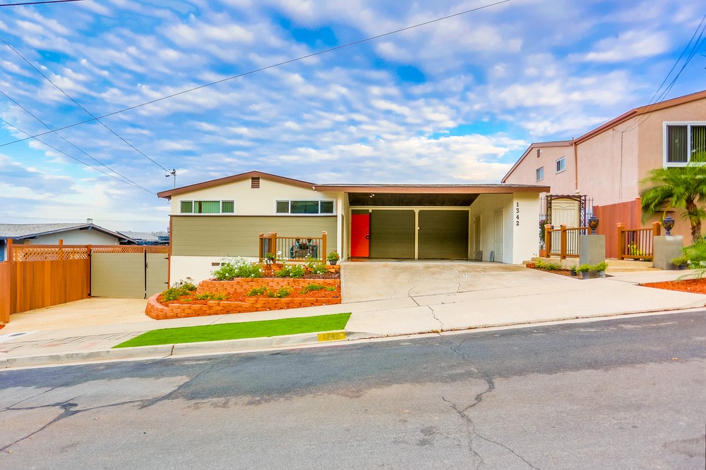 Virtual tour photo 43 of 72 for 1342 Minden Dr