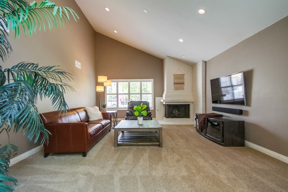 Virtual tour photo 13 of 77 for 13420 Black Hills Rd