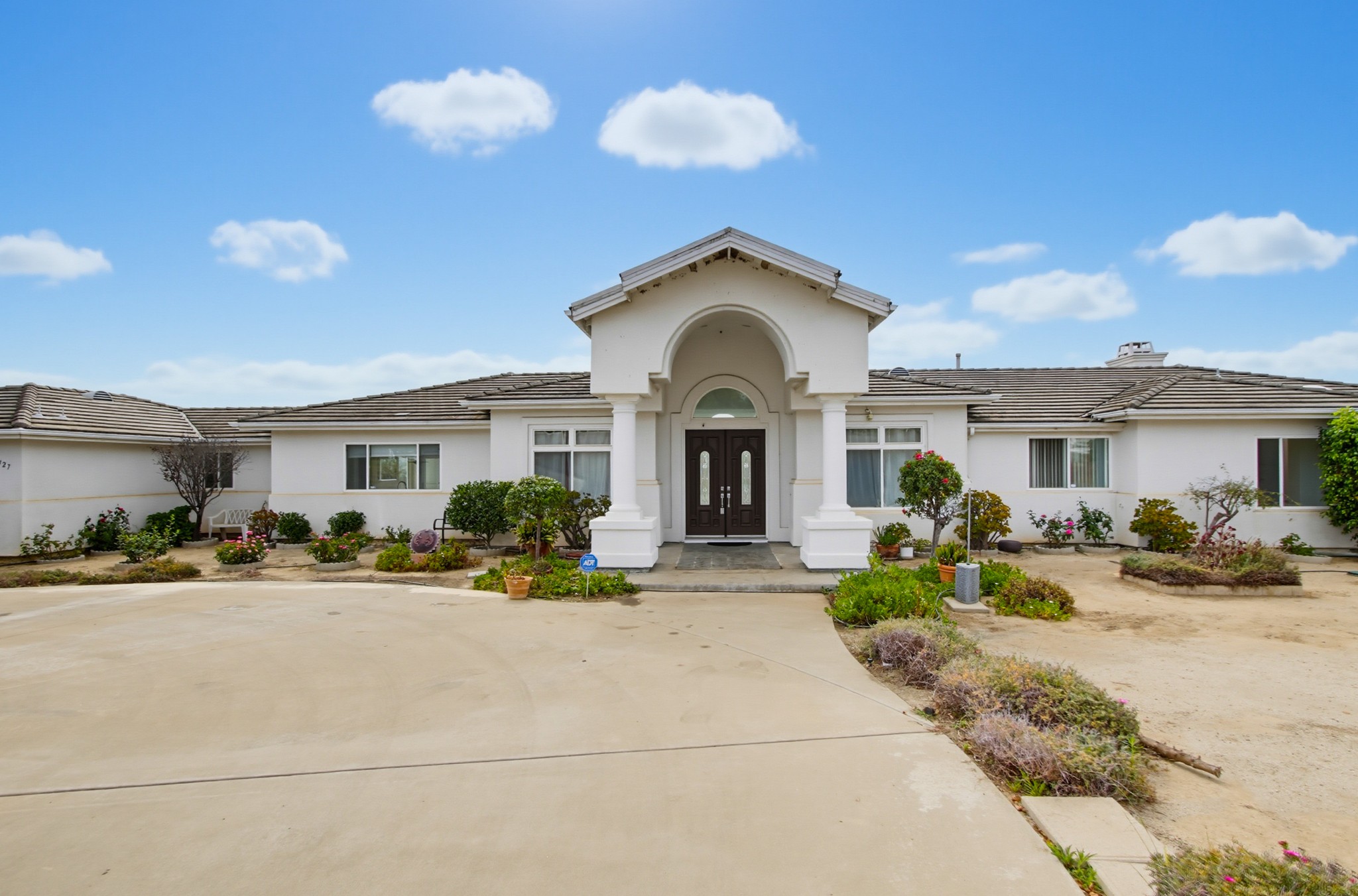 Virtual tour photo 8 of 78 for 13427 Hilltop Pl