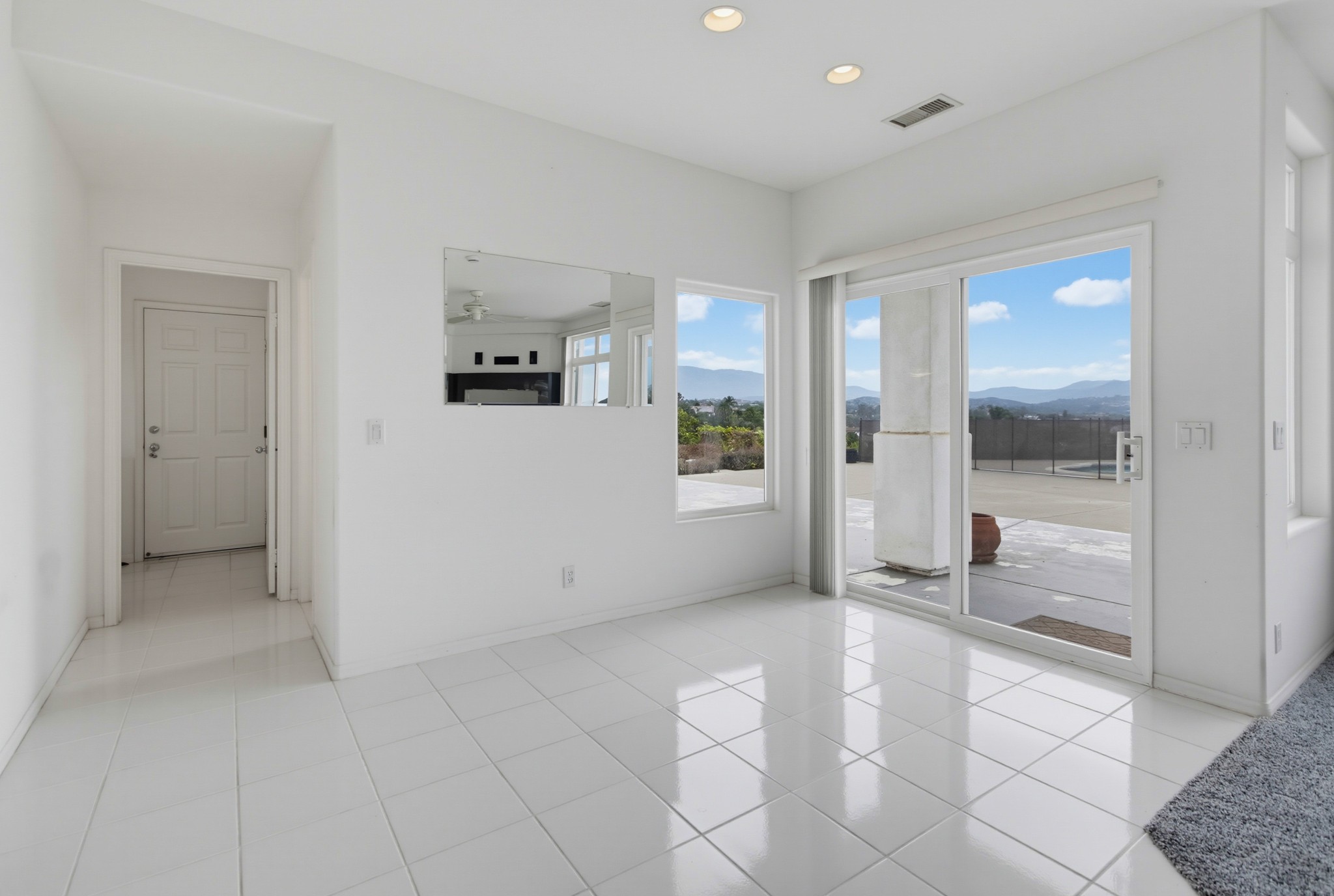 Virtual tour photo 18 of 78 for 13427 Hilltop Pl