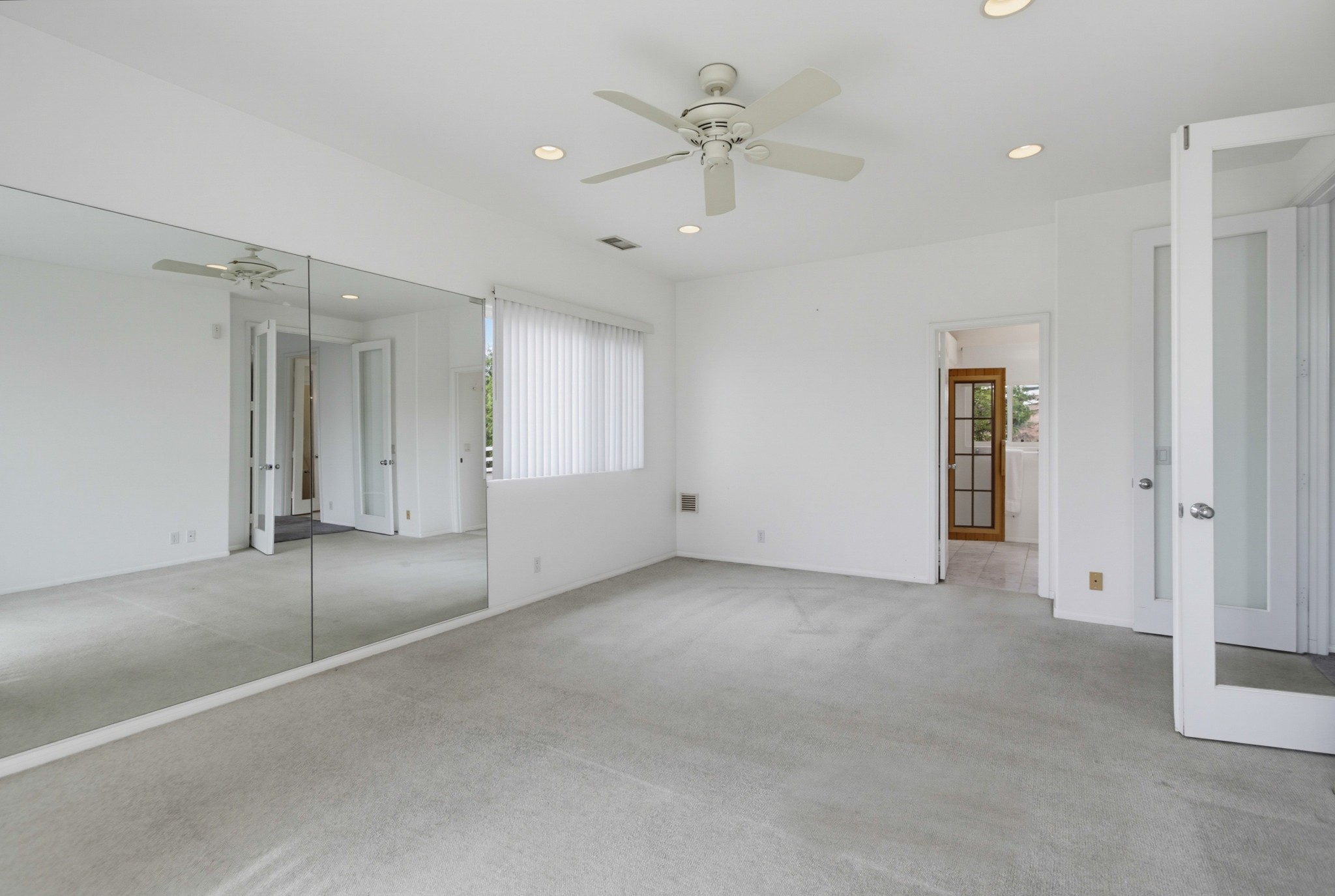 Virtual tour photo 26 of 78 for 13427 Hilltop Pl