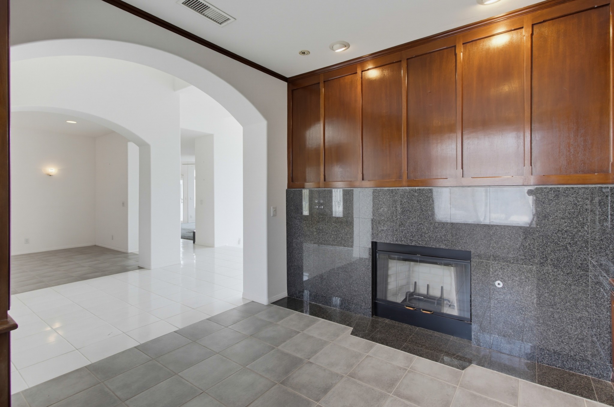 Virtual tour photo 40 of 78 for 13427 Hilltop Pl