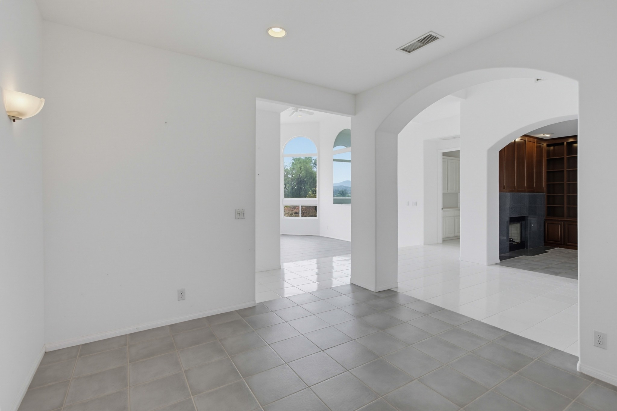 Virtual tour photo 41 of 78 for 13427 Hilltop Pl