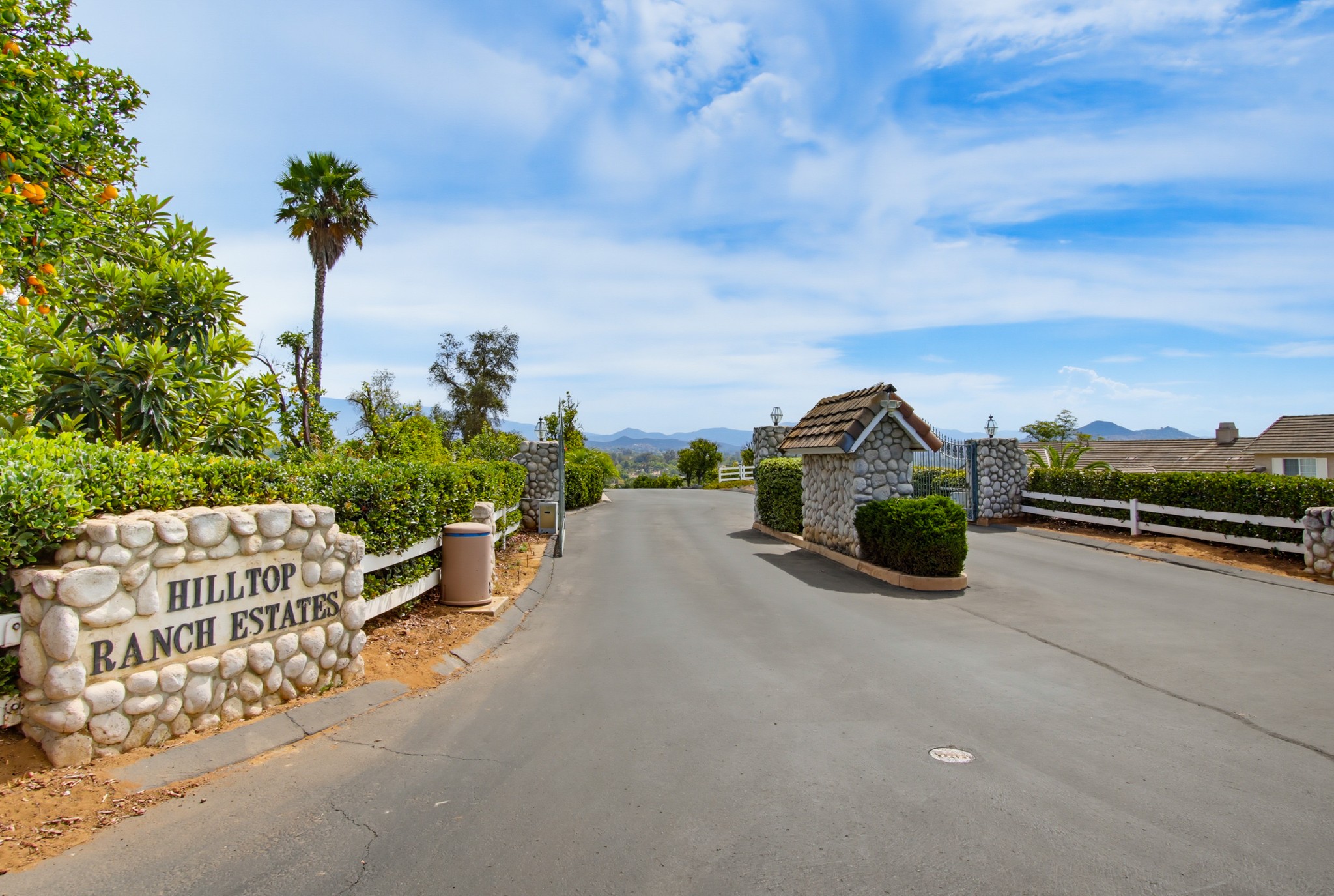 Virtual tour photo 71 of 78 for 13427 Hilltop Pl