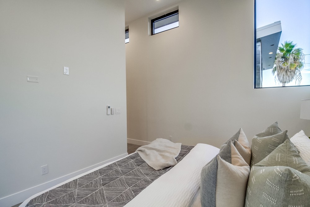 Virtual tour photo 66 of 96 for 1343 Minden Dr