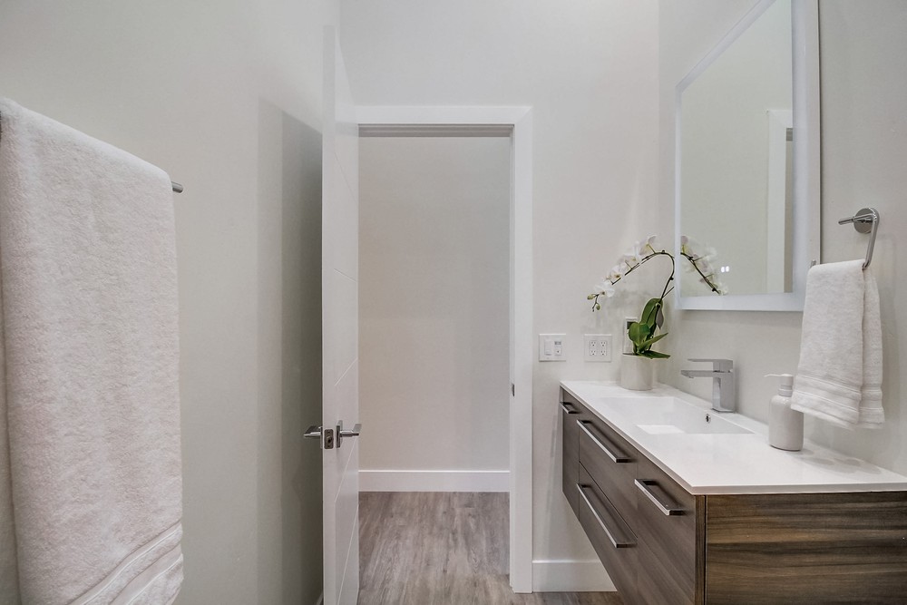 Virtual tour photo 69 of 96 for 1343 Minden Dr