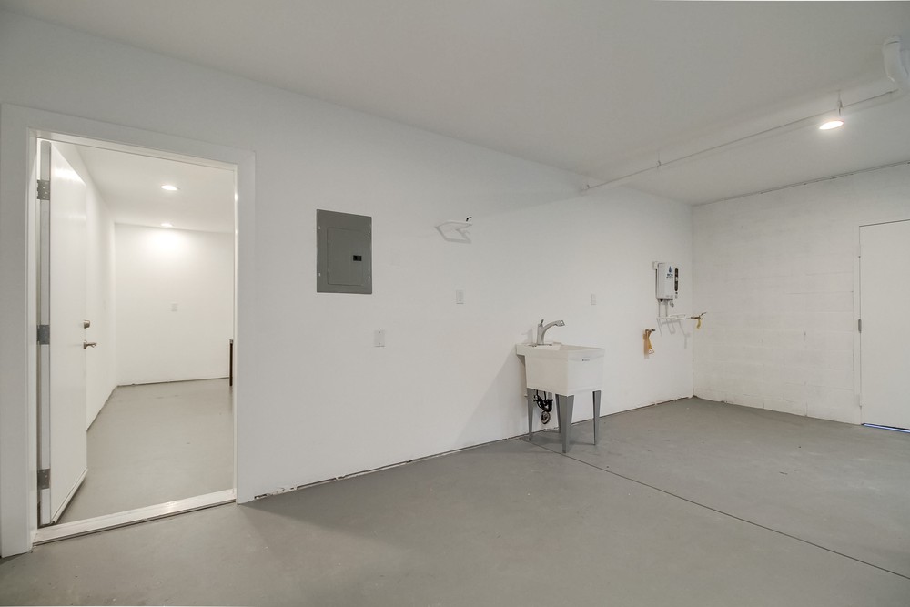 Virtual tour photo 72 of 96 for 1343 Minden Dr