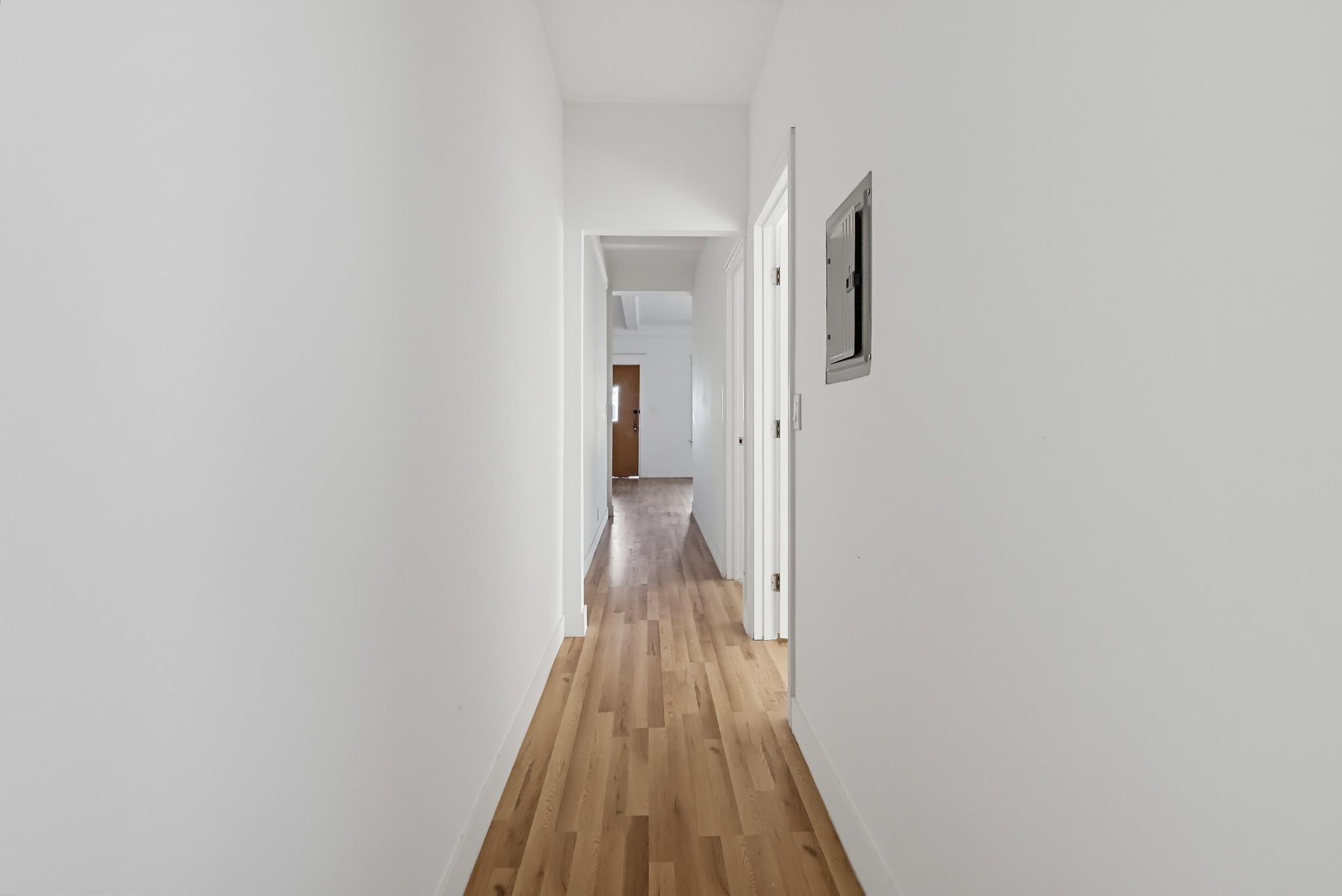 Virtual tour photo 33 of 85 for 1344 E 43rd Pl