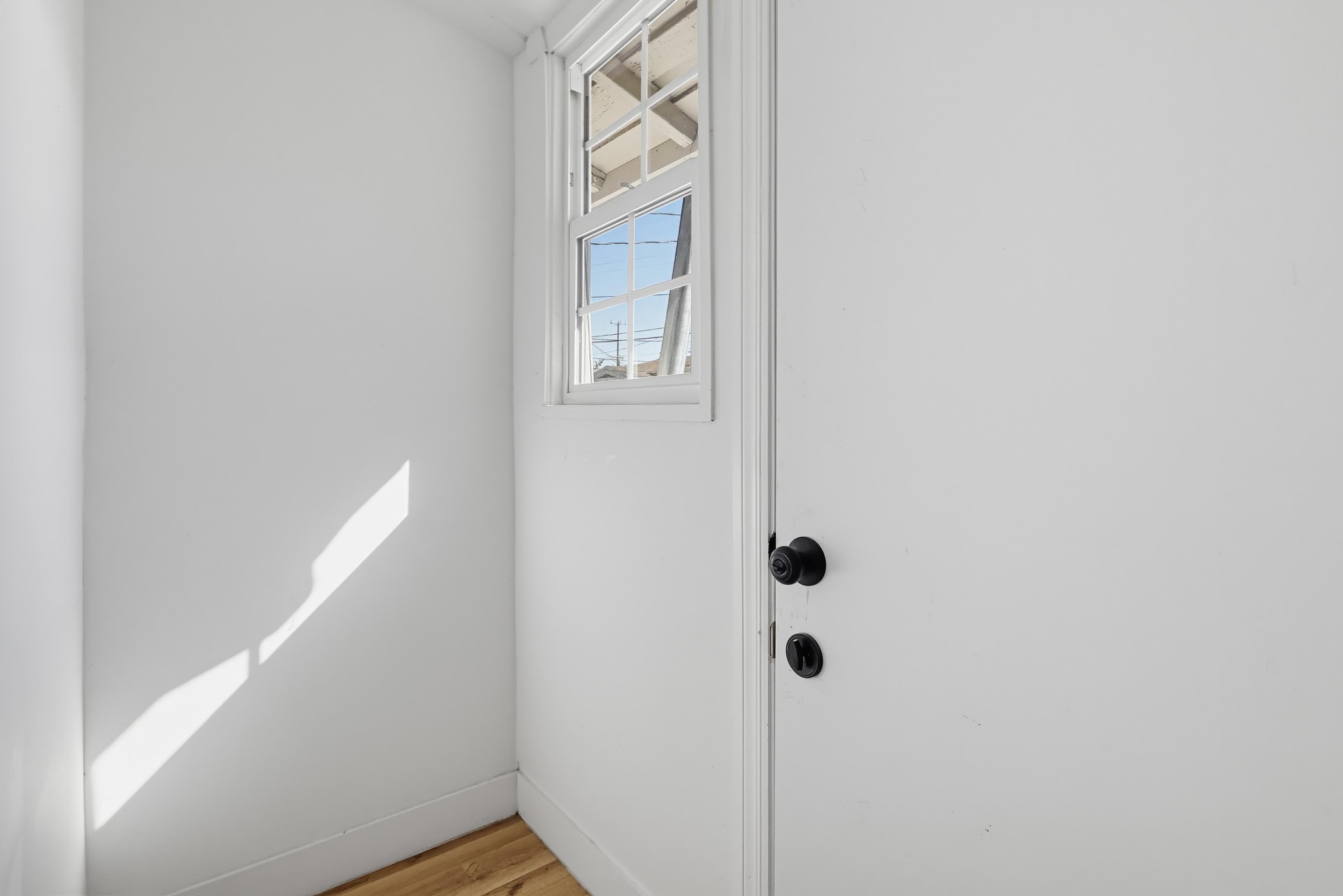 Virtual tour photo 60 of 85 for 1344 E 43rd Pl