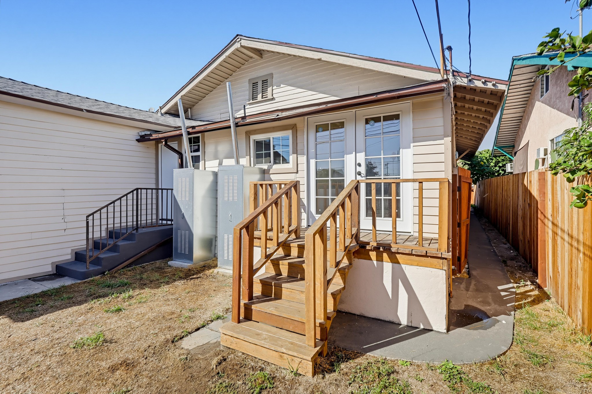 Virtual tour photo 66 of 85 for 1344 E 43rd Pl