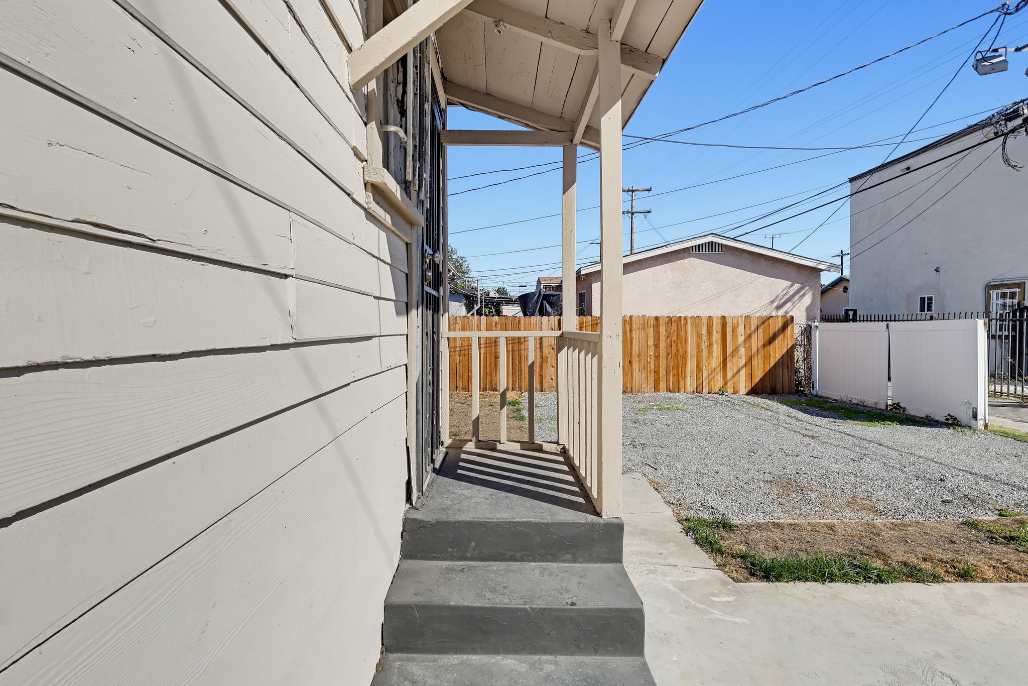 Virtual tour photo 68 of 85 for 1344 E 43rd Pl