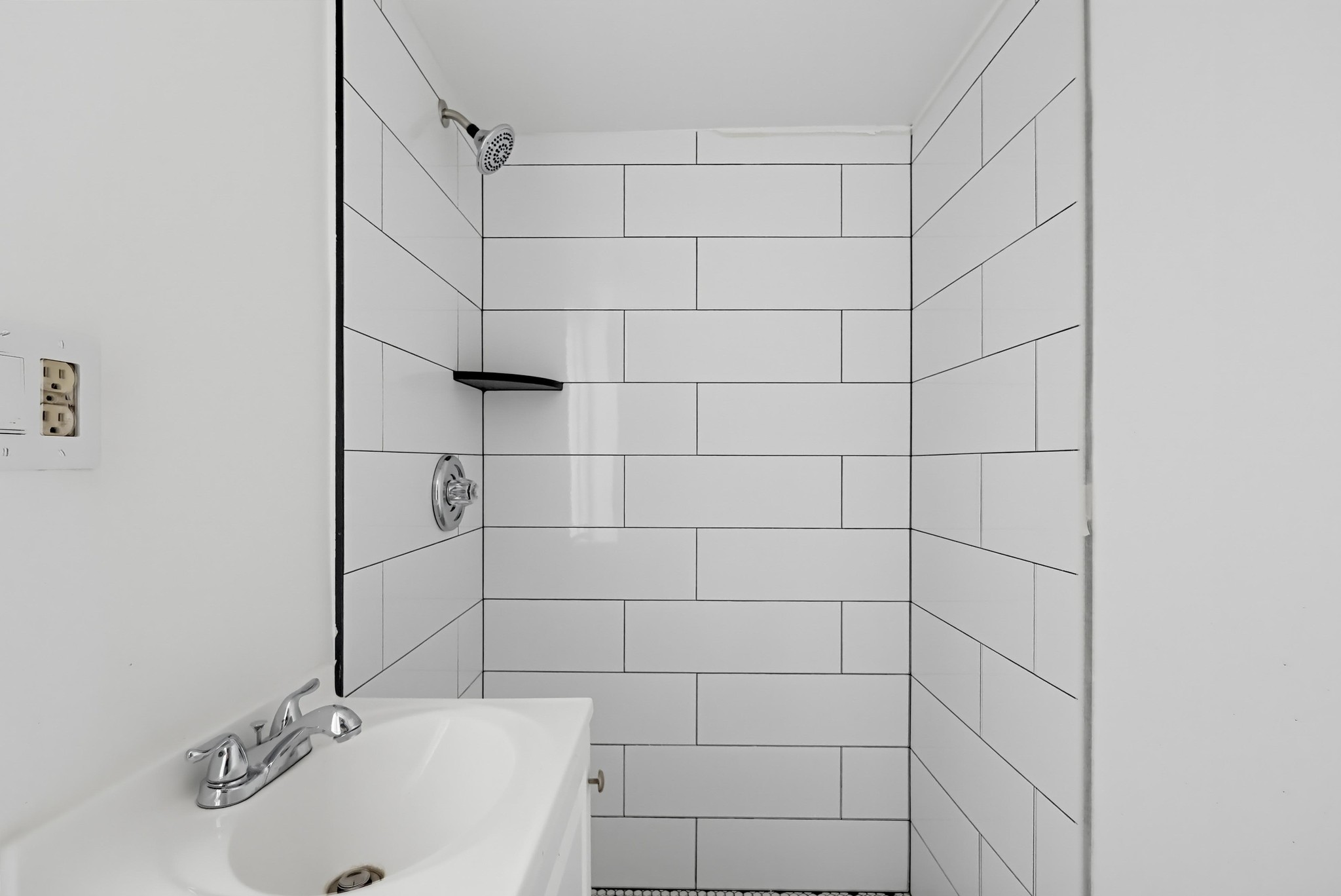 Virtual tour photo 82 of 85 for 1344 E 43rd Pl