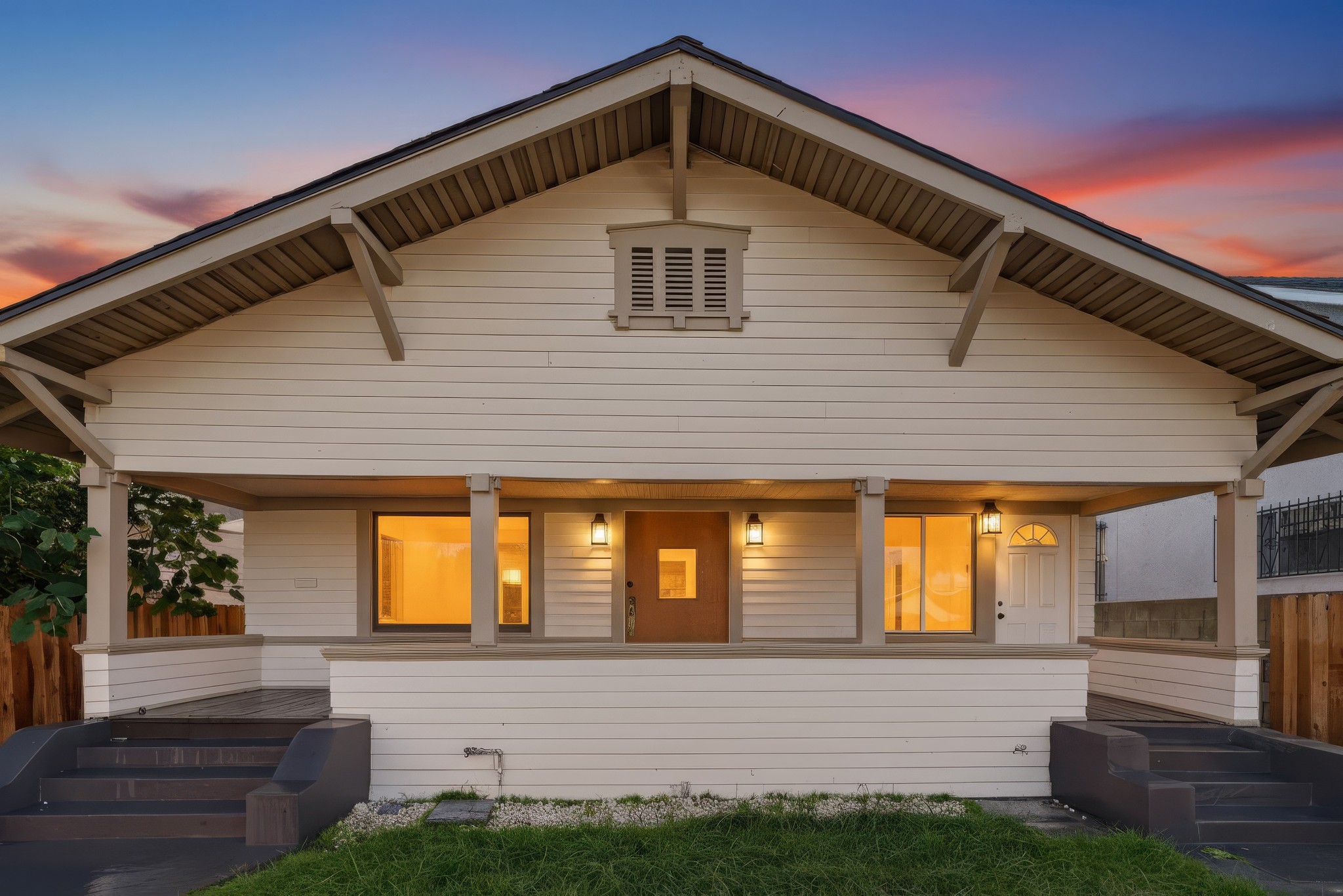 Virtual tour photo 85 of 85 for 1344 E 43rd Pl