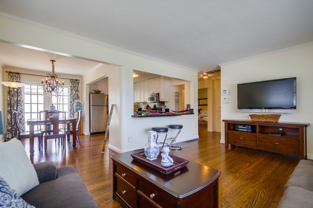 Virtual tour photo 11 of 54 for 1344 Law St