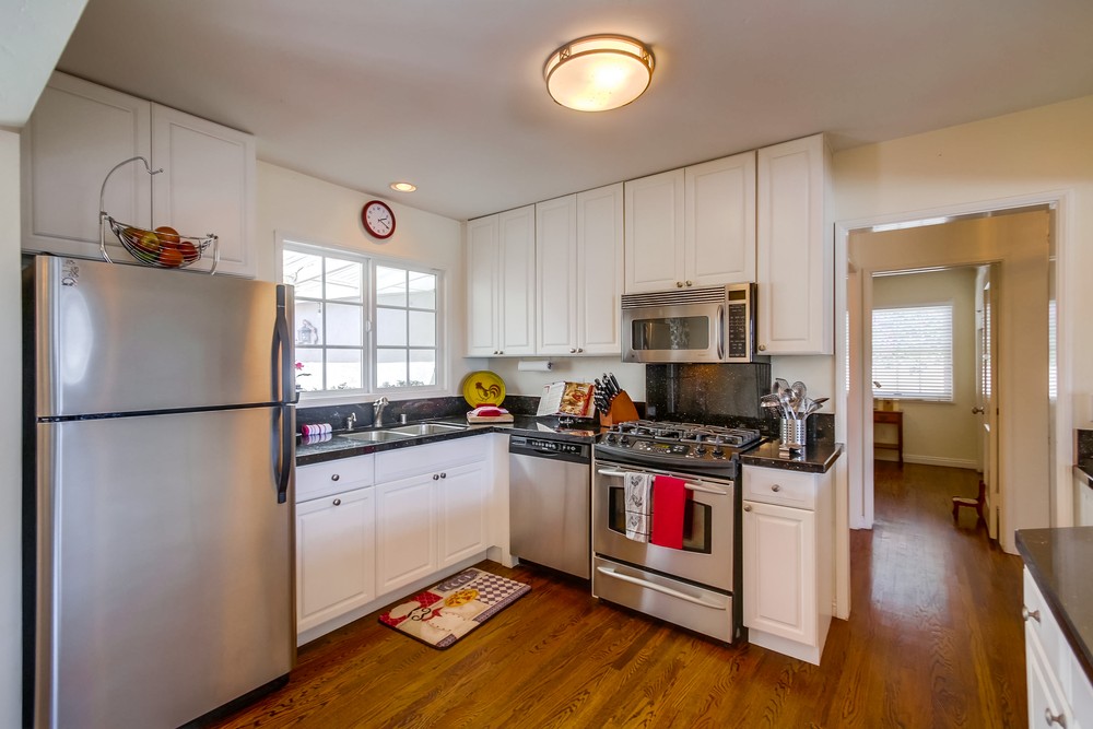 Virtual tour photo 17 of 54 for 1344 Law St