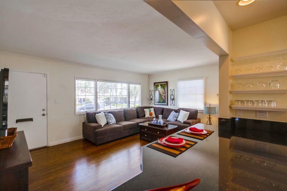 Virtual tour photo 20 of 54 for 1344 Law St