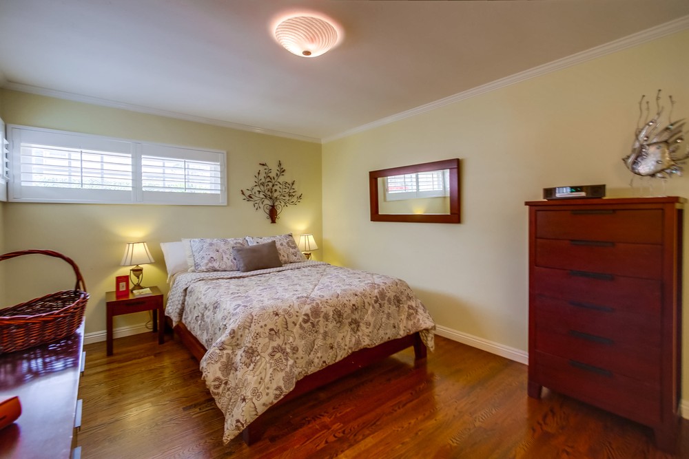 Virtual tour photo 25 of 54 for 1344 Law St