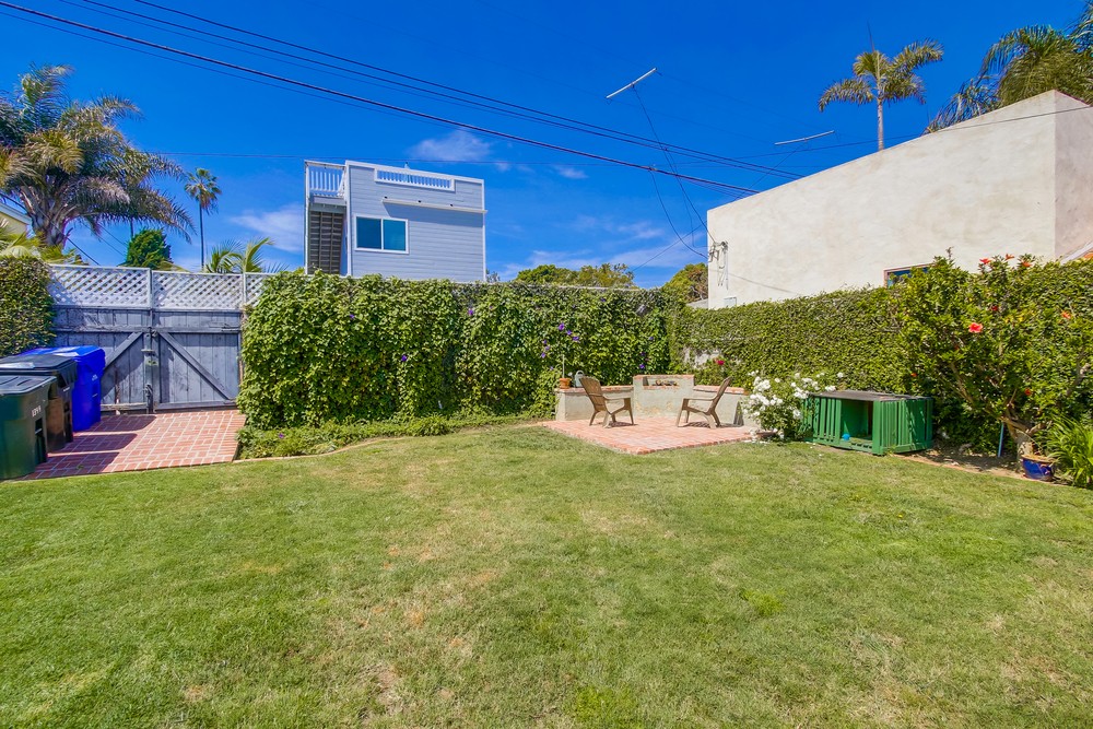 Virtual tour photo 44 of 54 for 1344 Law St