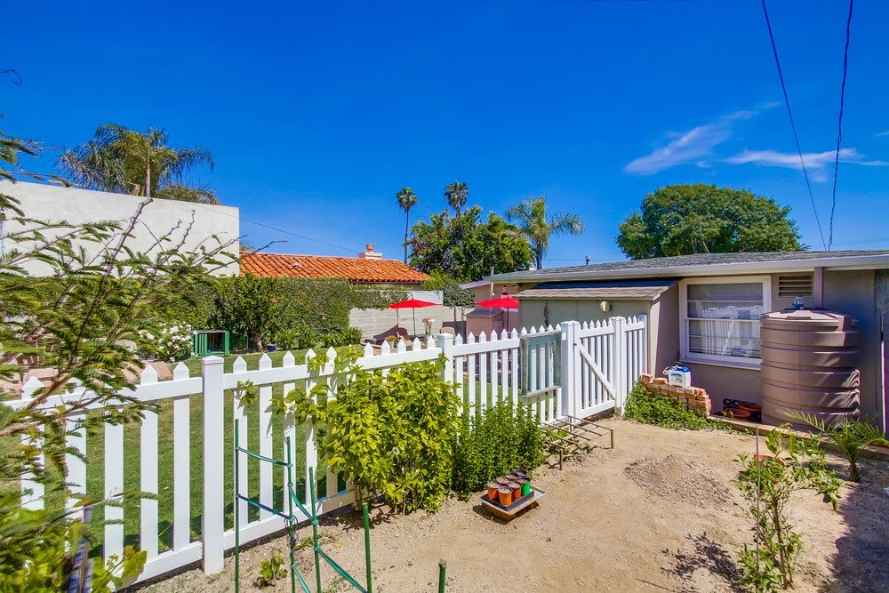 Virtual tour photo 50 of 54 for 1344 Law St