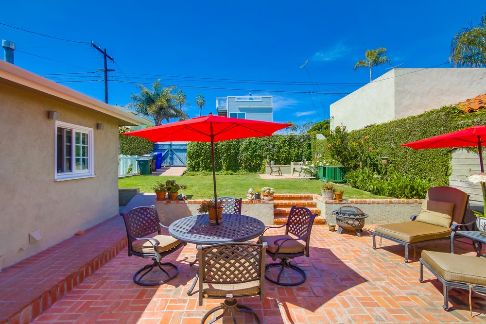 Virtual tour photo 52 of 54 for 1344 Law St