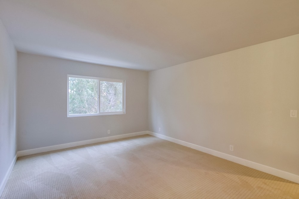 Virtual tour photo 19 of 40 for 13440 Entreken Ave