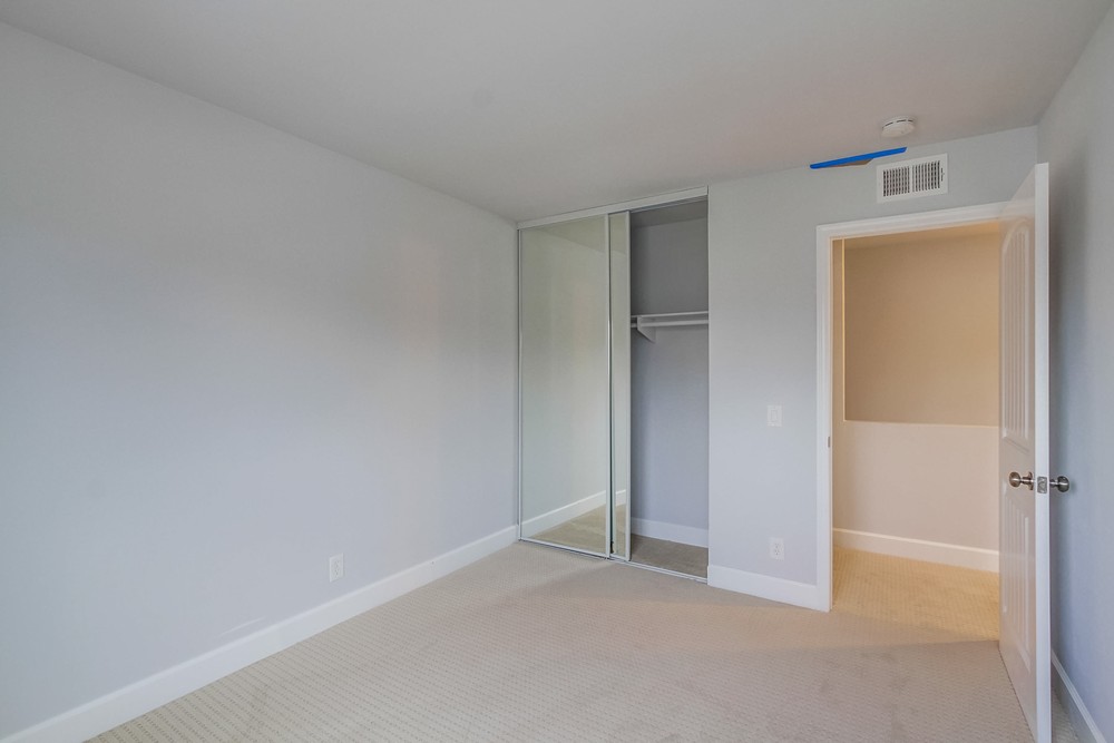 Virtual tour photo 28 of 40 for 13440 Entreken Ave