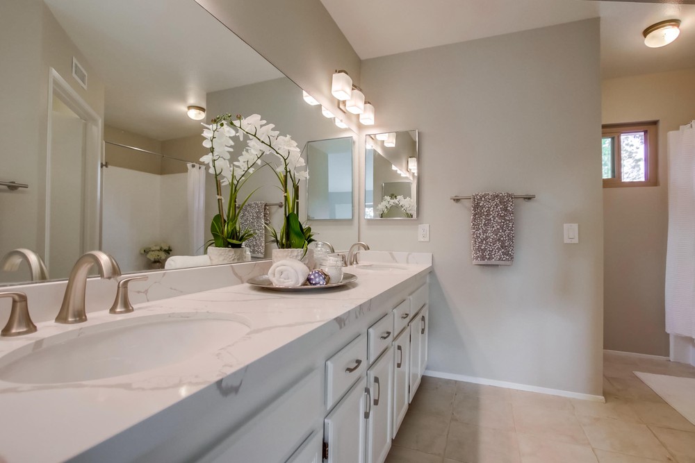 Virtual tour photo 26 of 50 for 13446 Entreken Ave