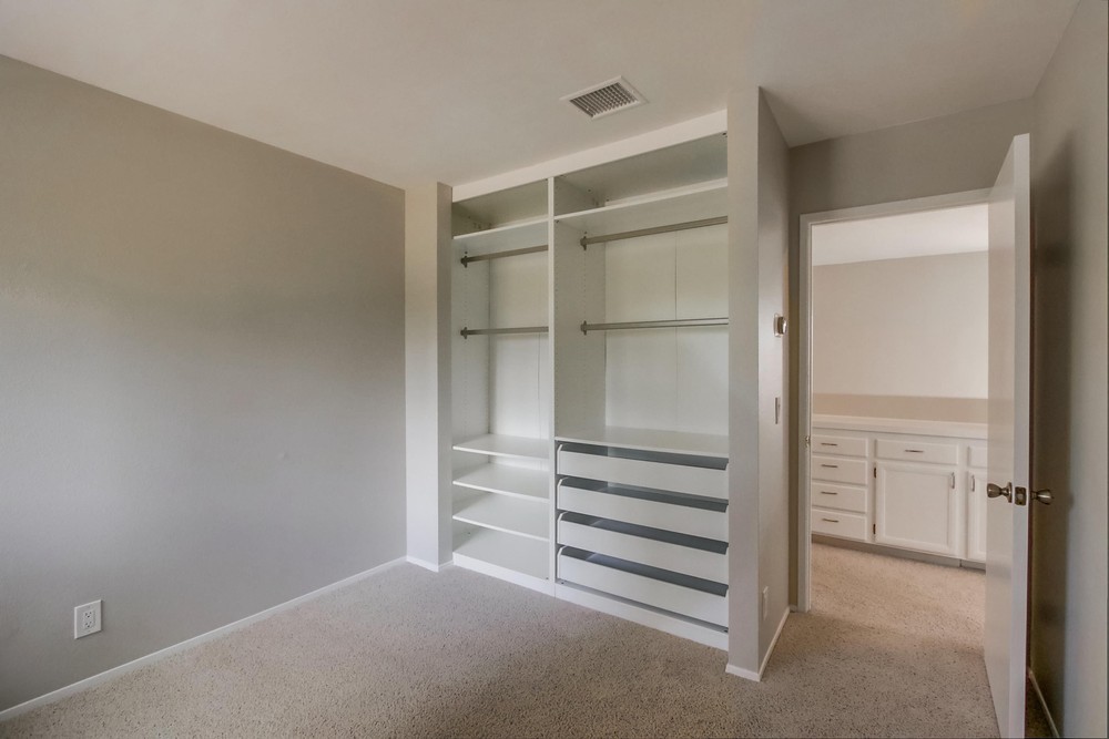 Virtual tour photo 32 of 50 for 13446 Entreken Ave