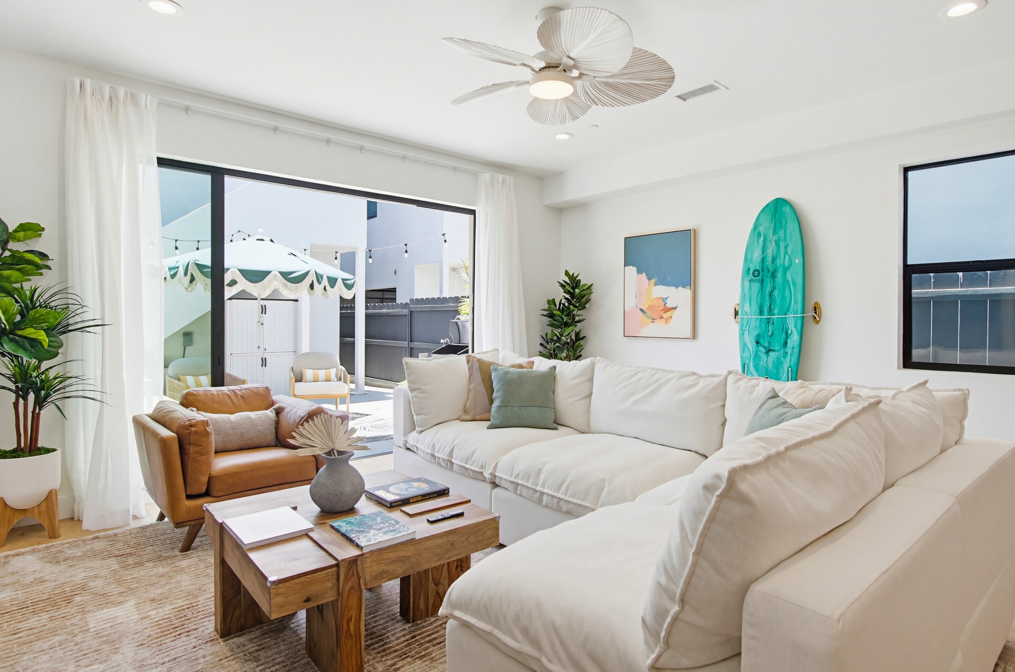 Virtual tour photo 9 of 72 for 1345 Thomas Ave