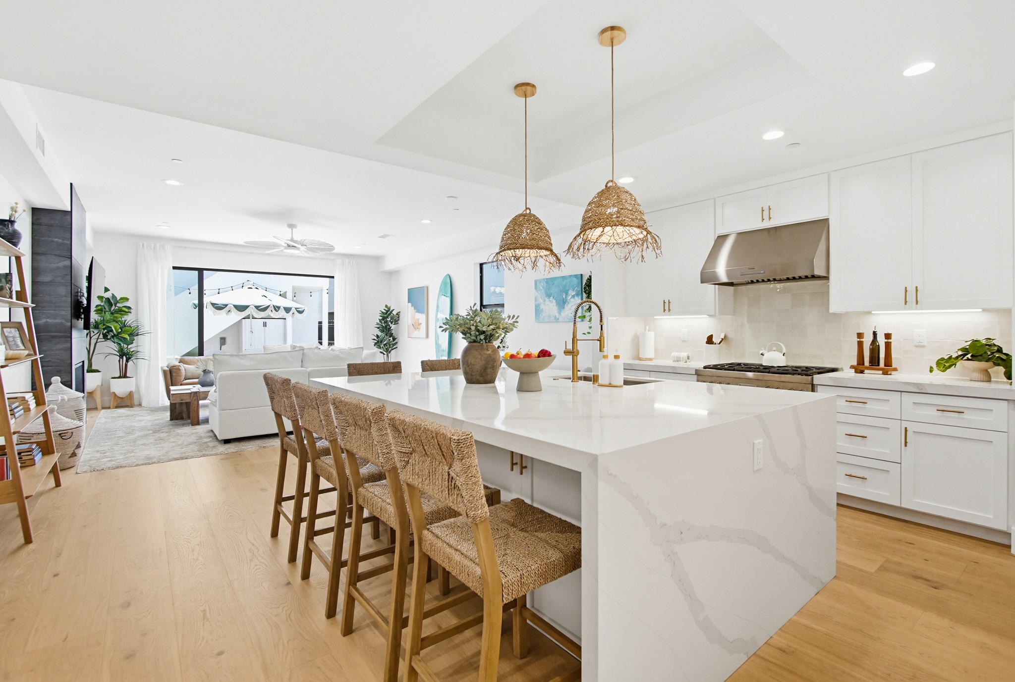 Virtual tour photo 12 of 72 for 1345 Thomas Ave