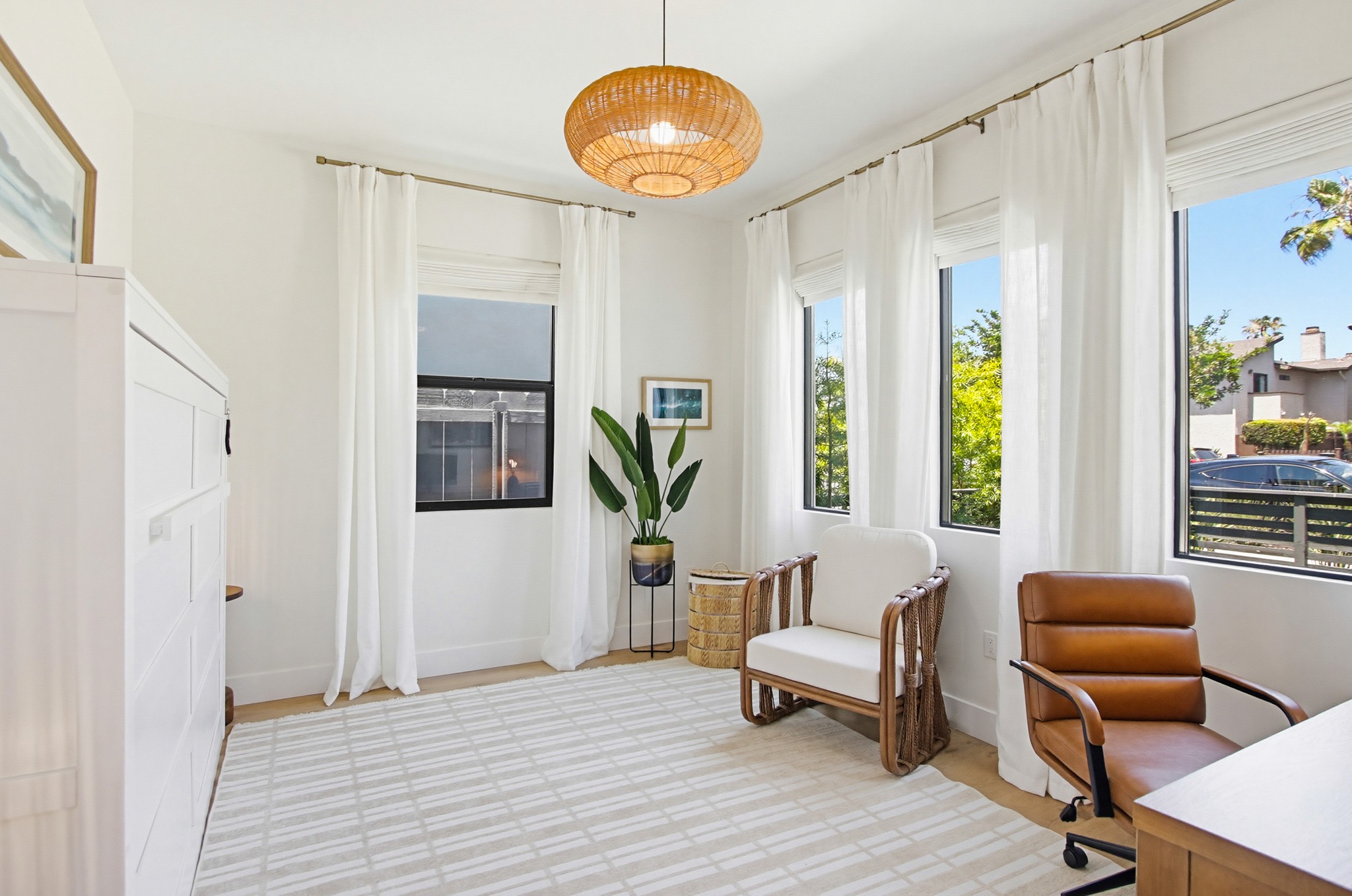 Virtual tour photo 21 of 72 for 1345 Thomas Ave