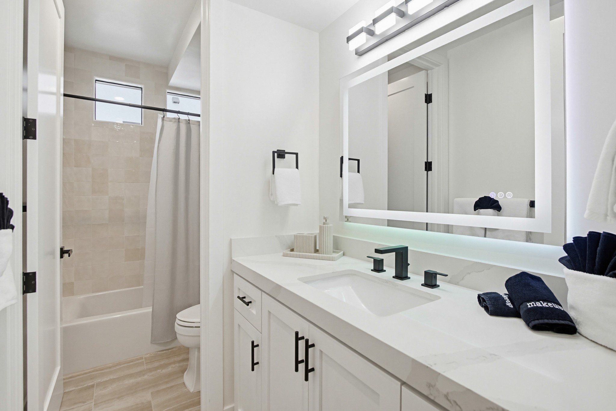 Virtual tour photo 38 of 72 for 1345 Thomas Ave